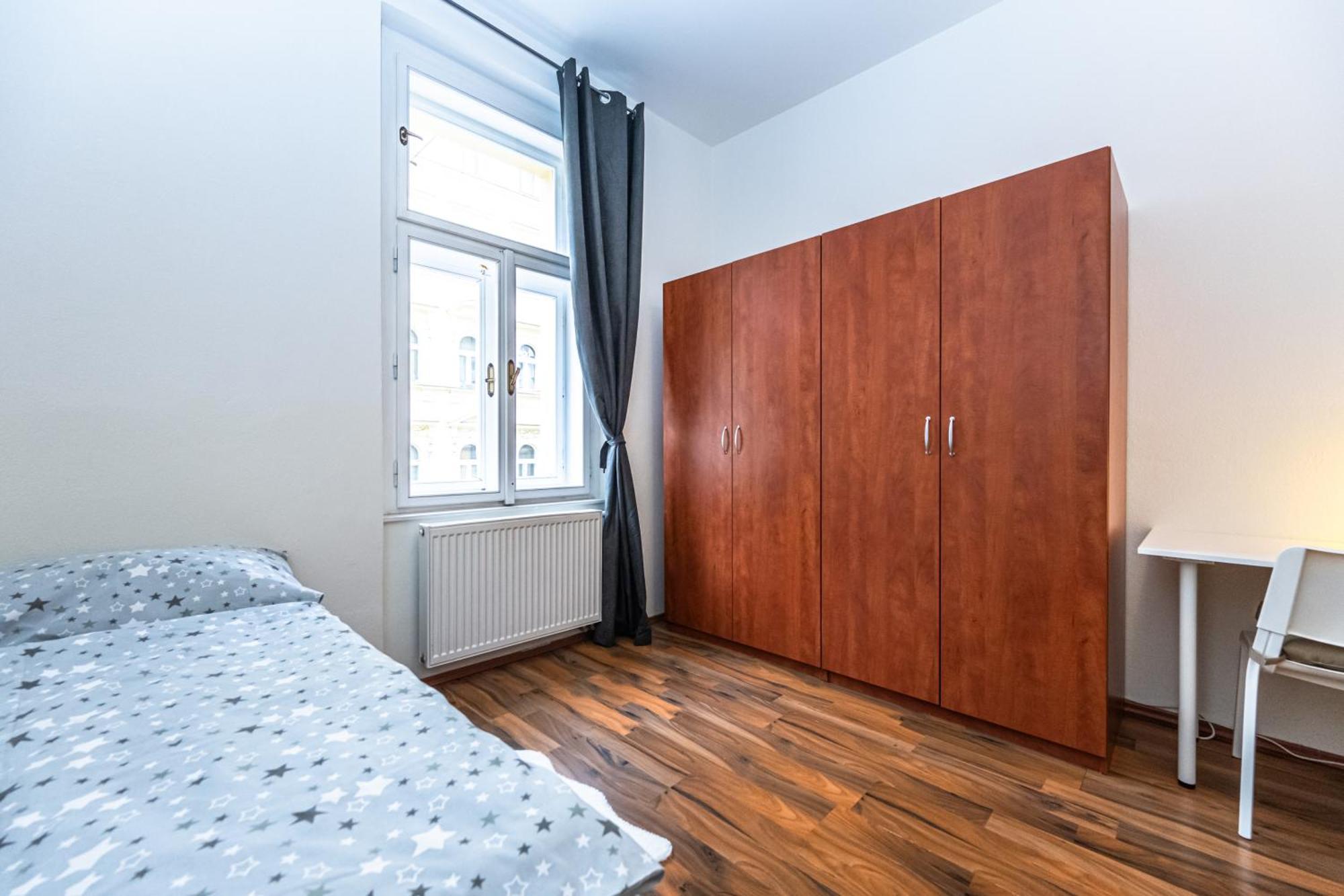 Apartments Kamenicka 23 Prague Exterior photo